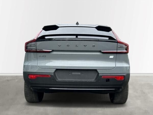 Gebraucht Volvo EC40 Plus 185 kW (252 PS) 2024 Grau (vapour grey) SUV