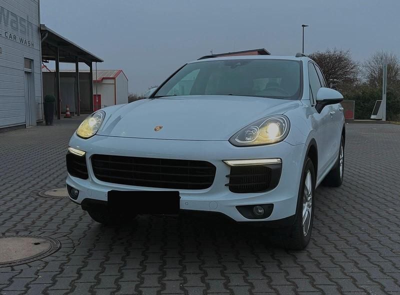 Weiß Gebraucht 2015 Porsche Cayenne S SUV | 26.299 € (Guter Preis) - Bild 1/4