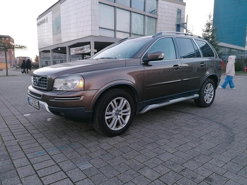 Braun Gebraucht 2011 Volvo XC90 SUV | 12.450 € (Fairer Preis) - Bild 1/4