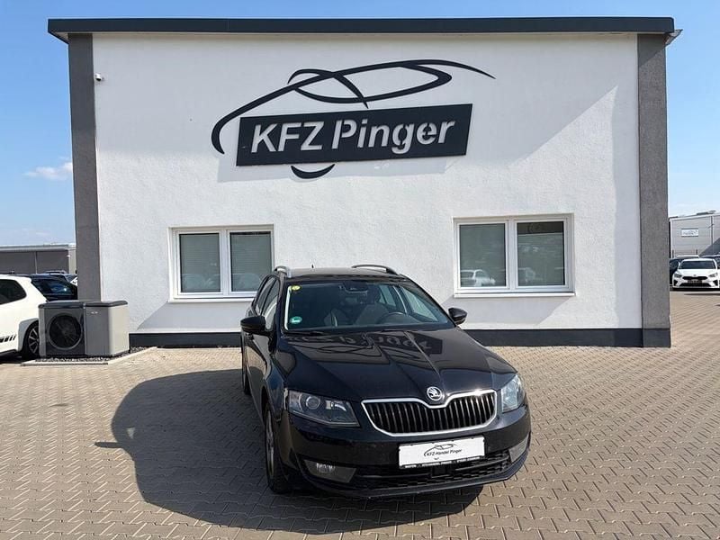 Gebraucht Skoda Octavia Joy 150 PS (110 kW) 2016 Schwarz Kleinwagen
