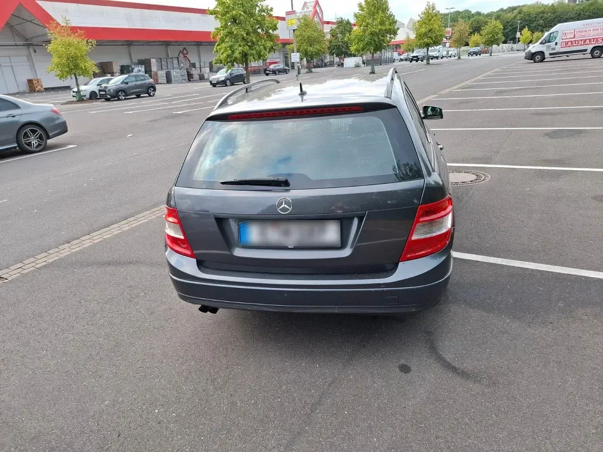 Gebraucht Mercedes 200 143 PS (105 kW) 2009 Blau Kombi