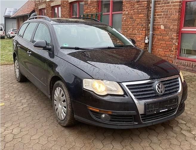 Gebraucht VW Passat 105 PS (77 kW) 2006 Schwarz Kombi