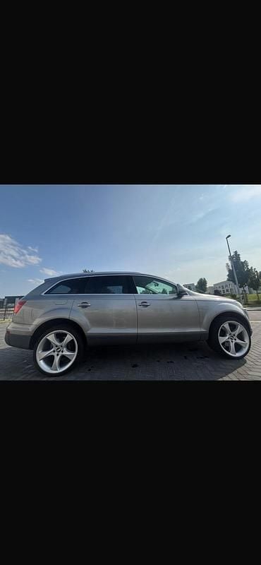 Silber Gebraucht 2006 Audi Q7 SUV | 6.440 € (Guter Preis) - Bild 1/4