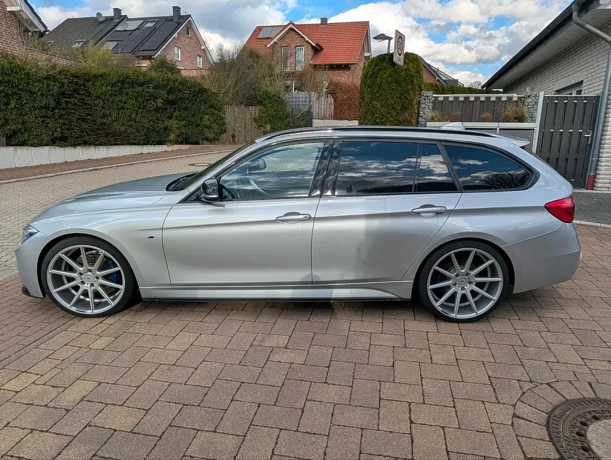 Gebraucht BMW 320 M Sport 190 PS (139 kW) 2019 Silber Kombi