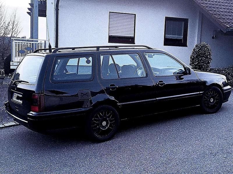 Gebraucht VW Golf III 90 PS (66 kW) 1999 Schwarz Kombi