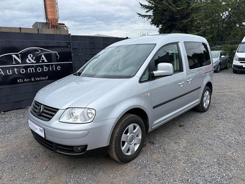 Gebraucht VW Caddy Team 109 PS (80 kW) 2008 Silber Van / Kleinbus