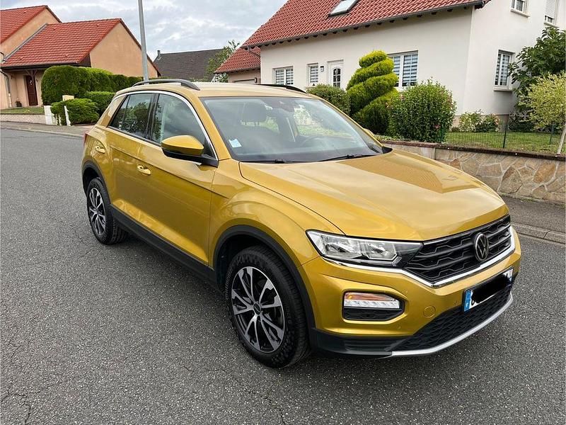 Gold Gebraucht 2021 VW T-Roc LOUNGE SUV | 18.200 € (Fairer Preis) - Bild 1/4