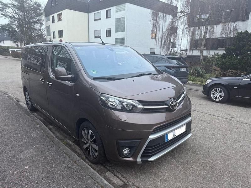 Używany Toyota Proace 150 KM (110 kW) 2016 Brązowy Minivan