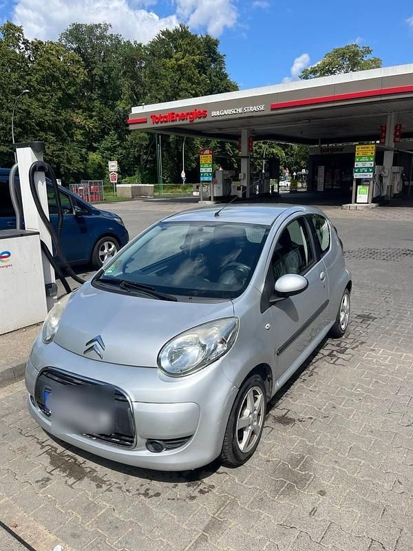 Grau Gebraucht 2009 Citroën C1 Kleinwagen | 1.200 € (Guter Preis) - Bild 1/4