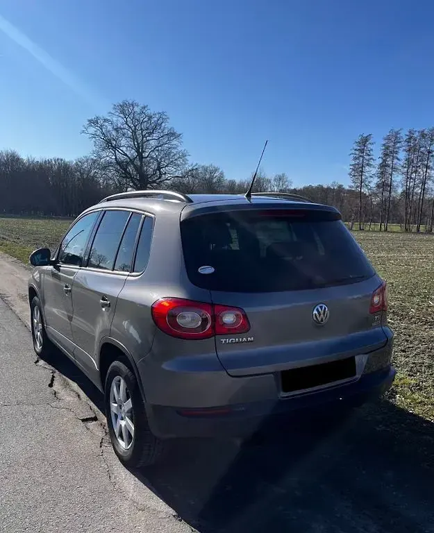 Używany VW Tiguan 122 KM (89 kW) 2011 Brązowy SUV
