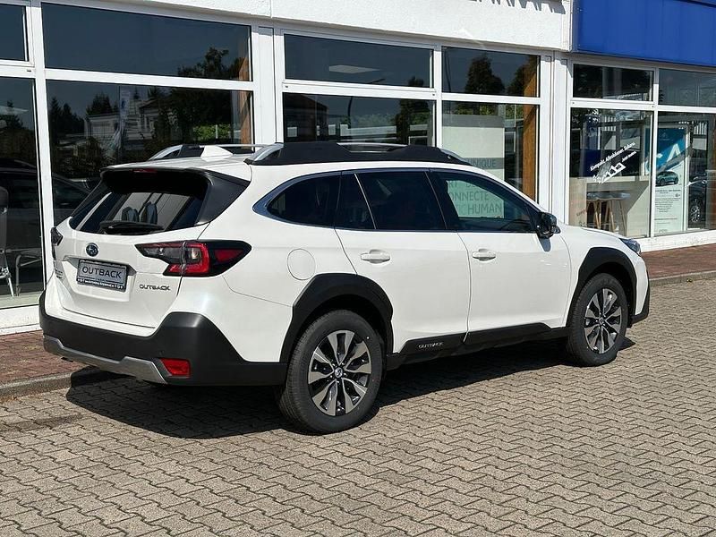 Neu Subaru Outback Platinum 169 PS (124 kW) 2025 Crystal white pearl SUV