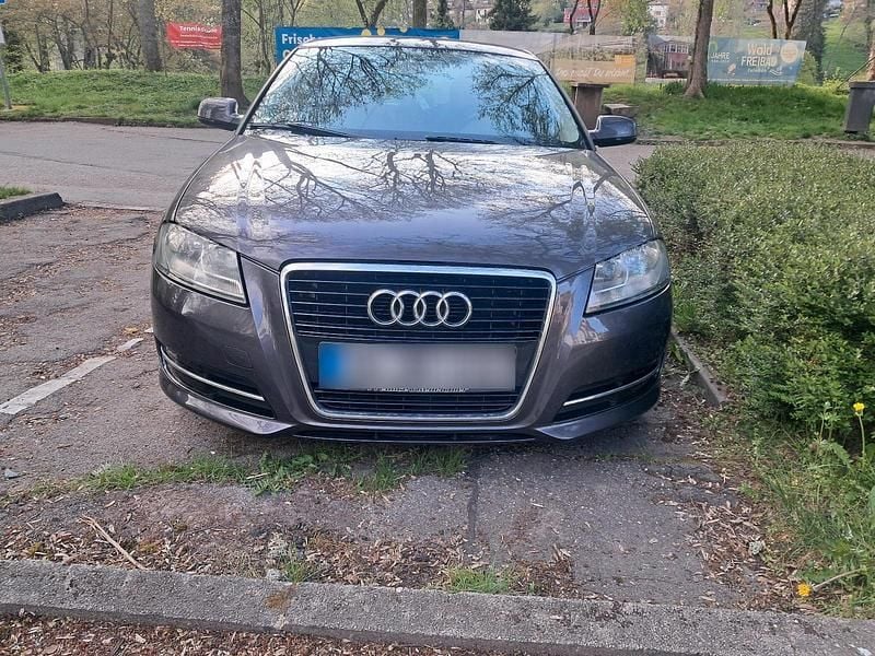 Usata Audi A3 105 CV (77 kW) 2012 Viola Utilitaria
