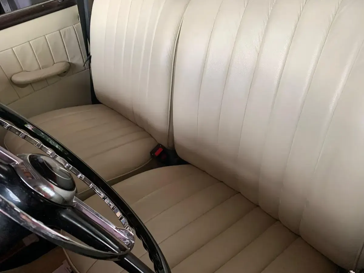 Gebraucht Mercedes 180 68 PS (50 kW) 1957 Beige Limousine