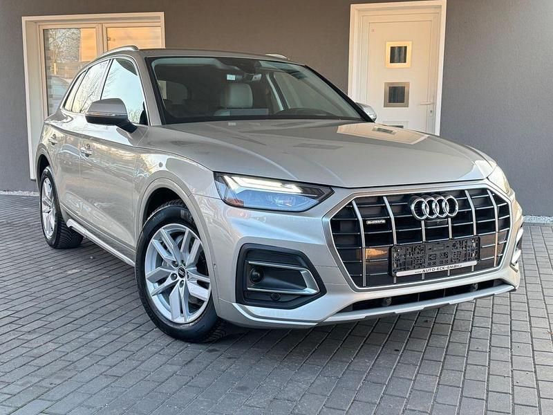 Beige Gebraucht 2021 Audi Q5 Ambiente SUV | 35.950 € (Etwas zu teuer) - Bild 1/4