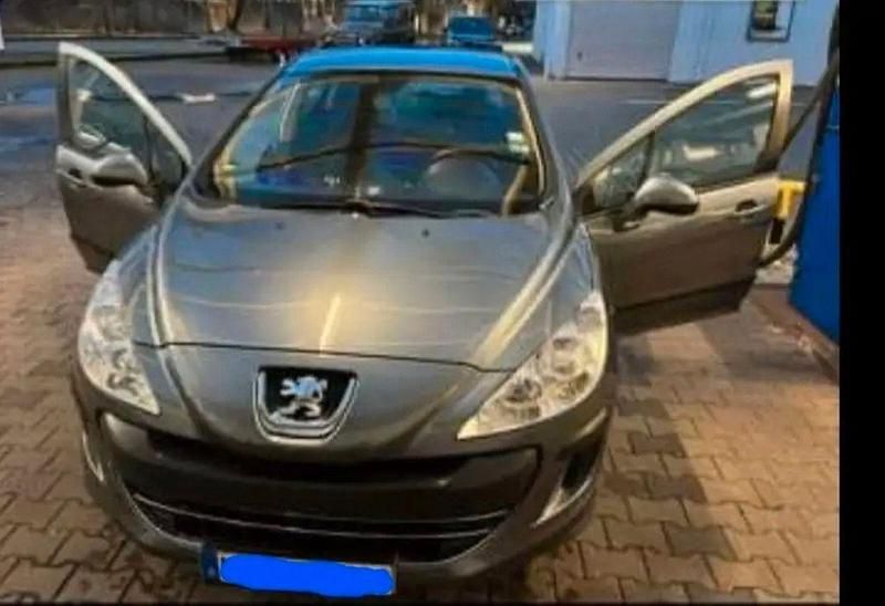 Gebraucht Peugeot 308 Tendance 109 PS (80 kW) 2008 Grau Limousine
