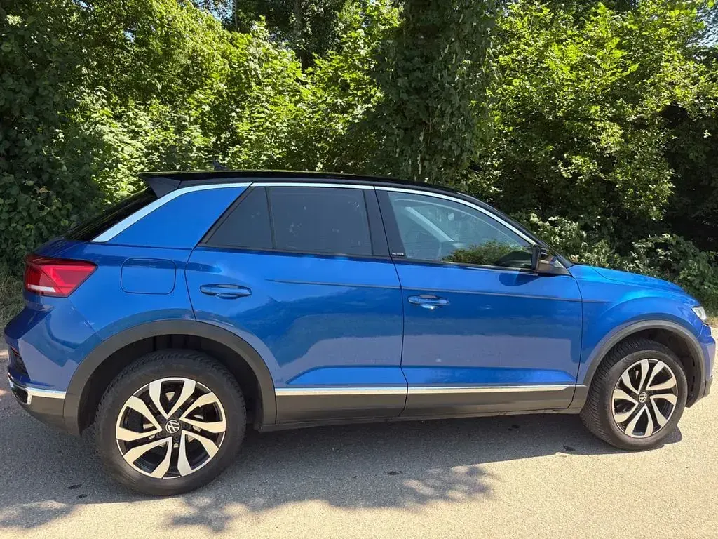 Gebraucht VW T-Roc Active 150 PS (110 kW) 2021 Blau SUV