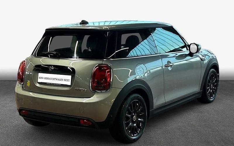 Gebraucht Mini Cooper SE Classic 135 kW (184 PS) 2023 Silber Kleinwagen