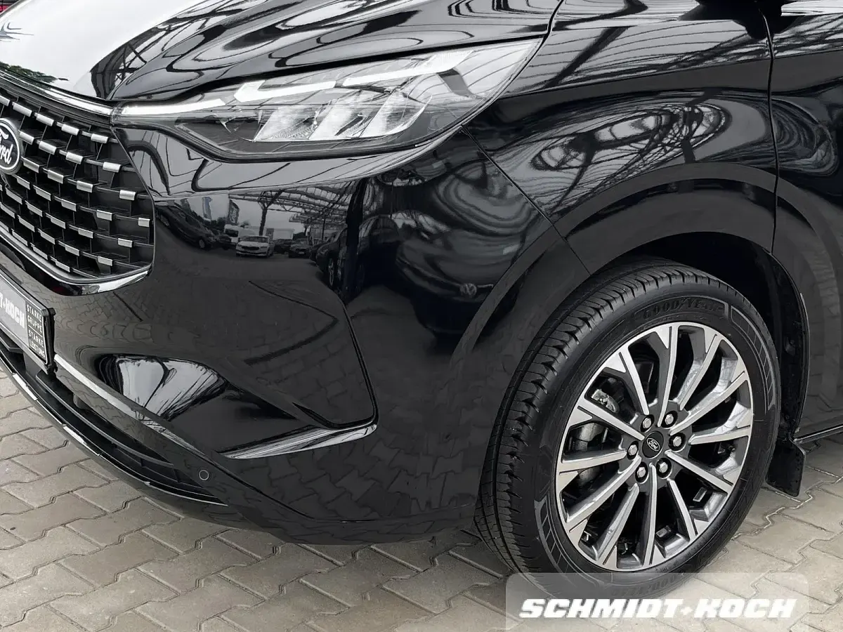 Gebraucht Ford Tourneo Titanium X 233 PS (171 kW) 2025 Obsidanschwarz (schwarz) Van / Kleinbus