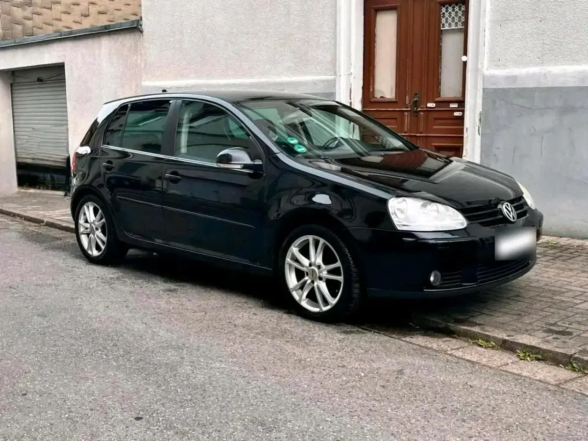 Gebraucht VW Golf VI United 122 PS (89 kW) 2008 Schwarz Kleinwagen