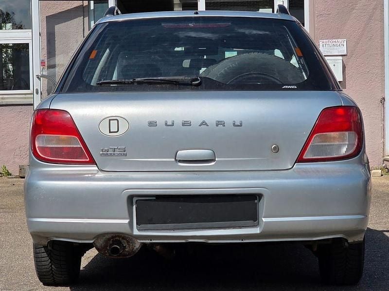 Gebraucht Subaru Impreza 95 PS (69 kW) 2000 Silber Limousine