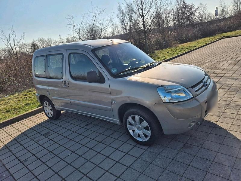 Gebraucht Citroën Berlingo 109 PS (80 kW) 2006 Gelb Van / Kleinbus
