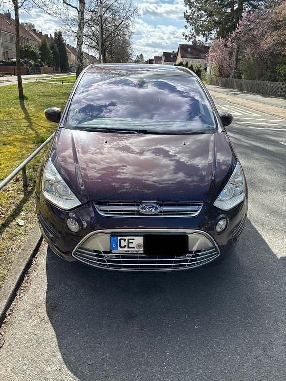 Gebraucht Ford S-MAX Titanium S 203 PS (149 kW) 2010 Violett Van / Kleinbus