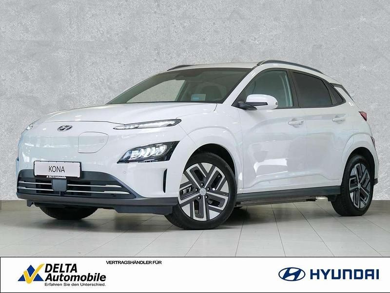 Polar white / sol Gebraucht 2022 Hyundai Kona Prime SUV | 25.890 € (Teuer) - Bild 1/4