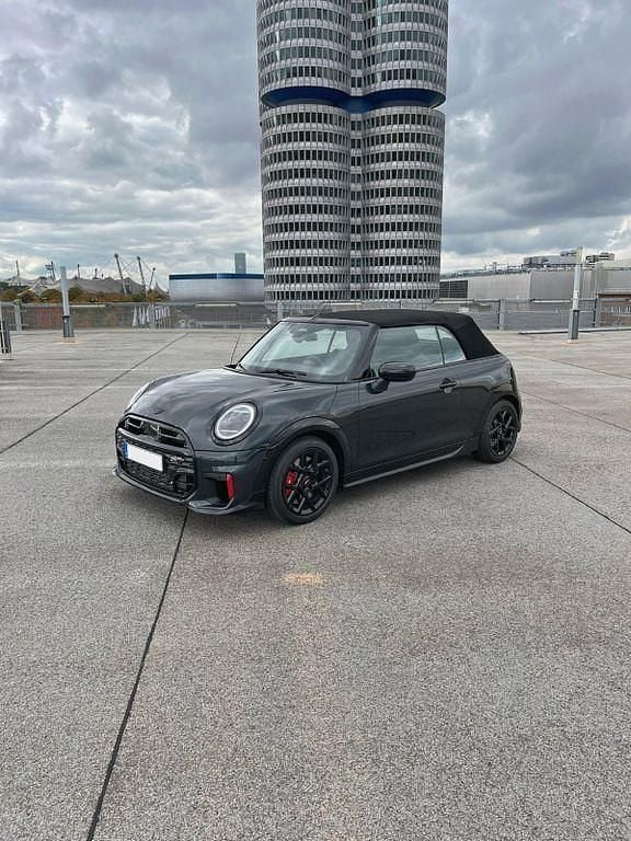 Neu Mini John Cooper Works Cabriolet 231 PS (169 kW) 2025 Grau Cabrio