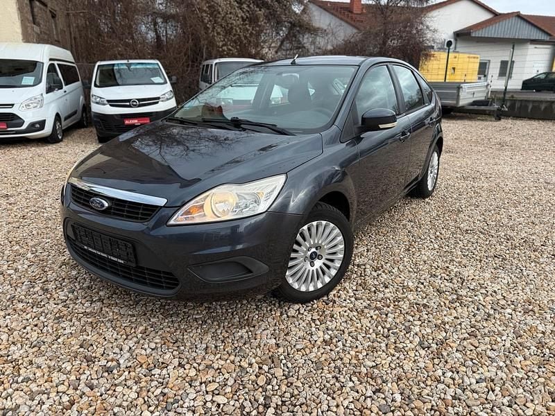 Gebraucht Ford Focus 101 PS (74 kW) 2010 Grau Limousine
