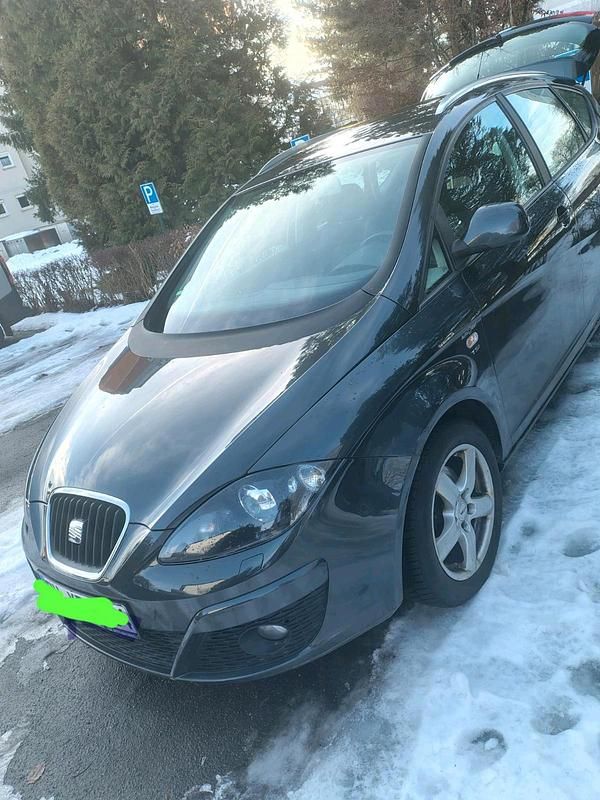 Gebraucht Seat Altea XL 125 PS (91 kW) 2009 Grau Van / Kleinbus