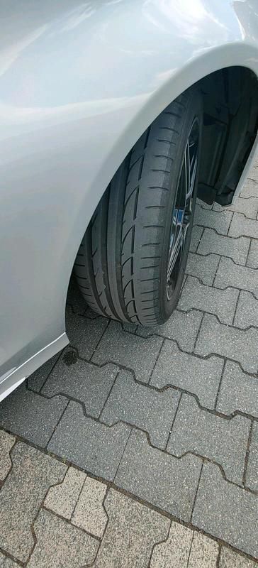 Gebraucht Mercedes C300e AMG 306 PS (225 kW) 2020 Silber Kombi