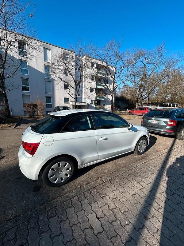Gebraucht Audi A1 122 PS (89 kW) 2013 Weiß Limousine