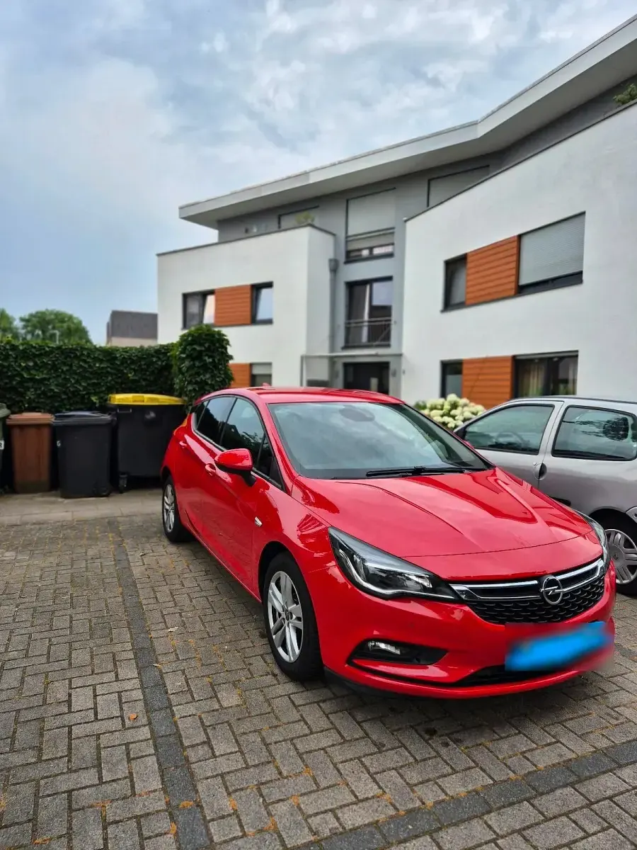 Gebraucht Opel Astra 150 PS (110 kW) 2016 Rot Kleinwagen