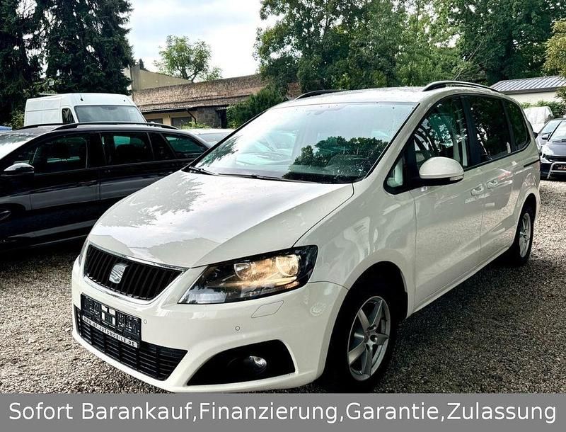 Weiß Gebraucht 2012 Seat Alhambra Van / Kleinbus | 11.999 € (Teuer) - Bild 1/4