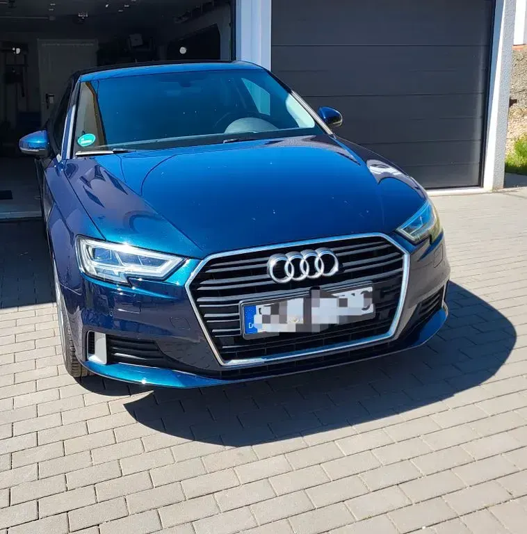 Gebraucht Audi A3 Design 150 PS (110 kW) 2017 Blau Limousine