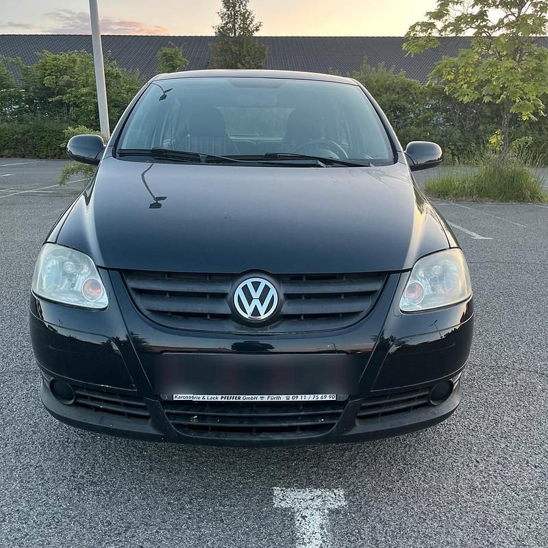 Schwarz Gebraucht 2007 VW Fox Kleinwagen | 300 € (Superpreis) - Bild 1/4