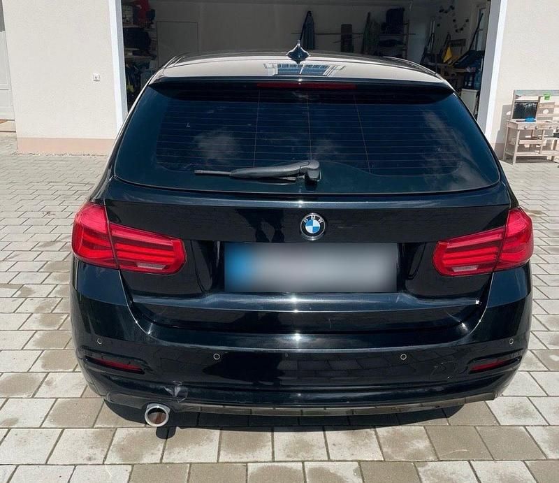 Gebraucht BMW 318 Advantage 150 PS (110 kW) 2016 Schwarz Kombi