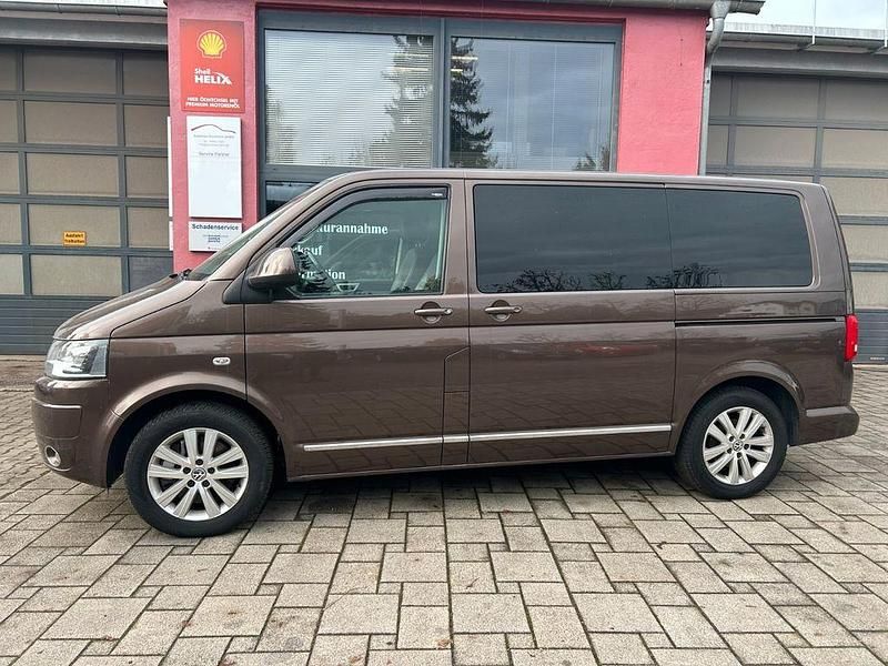 Gebraucht VW Multivan Highline 179 PS (131 kW) 2015 Van / Kleinbus