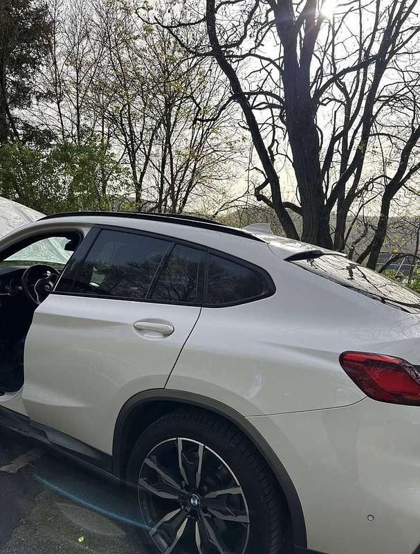 Gebraucht BMW X4 M Sport 265 PS (194 kW) 2018 Weiß SUV