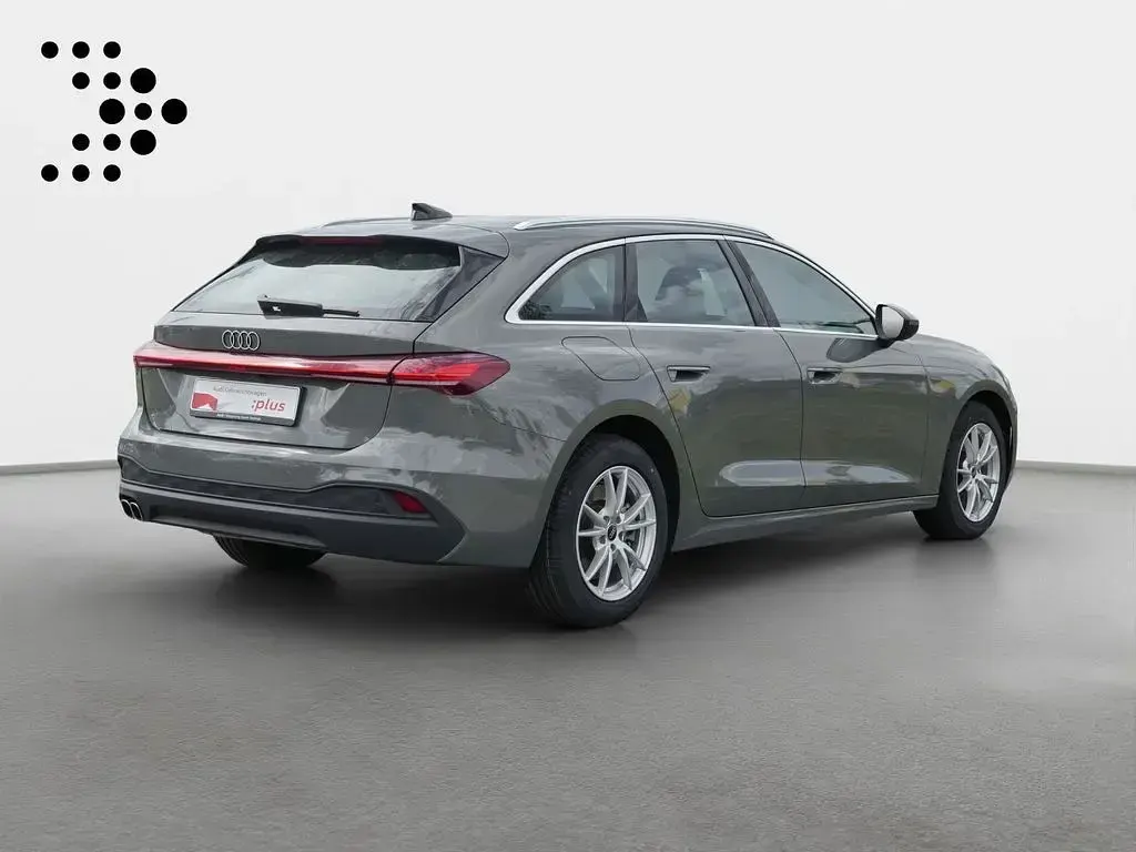 Gebraucht Audi A5 Sport 204 PS (150 kW) 2025 Chronosgrau metallic Kombi
