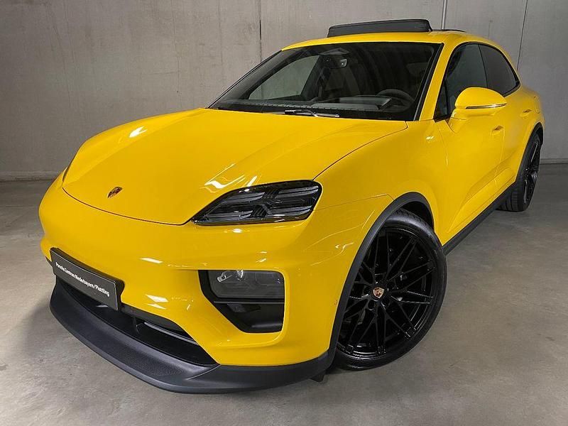 Gebraucht Porsche Macan 380 kW (517 PS) 2025 Speedgelb SUV