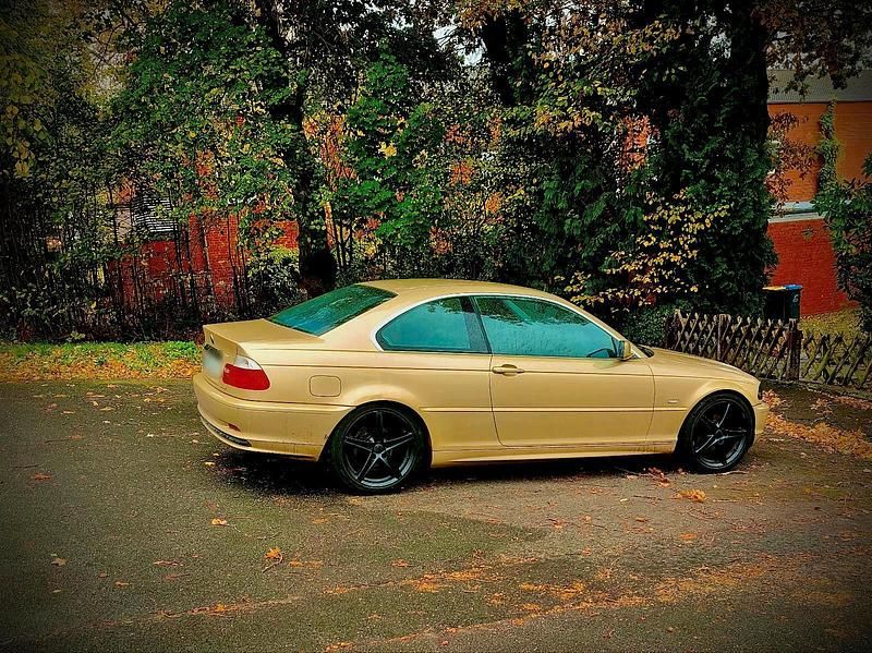 Gebraucht BMW 320 150 PS (110 kW) 1999 Gelb Coupé