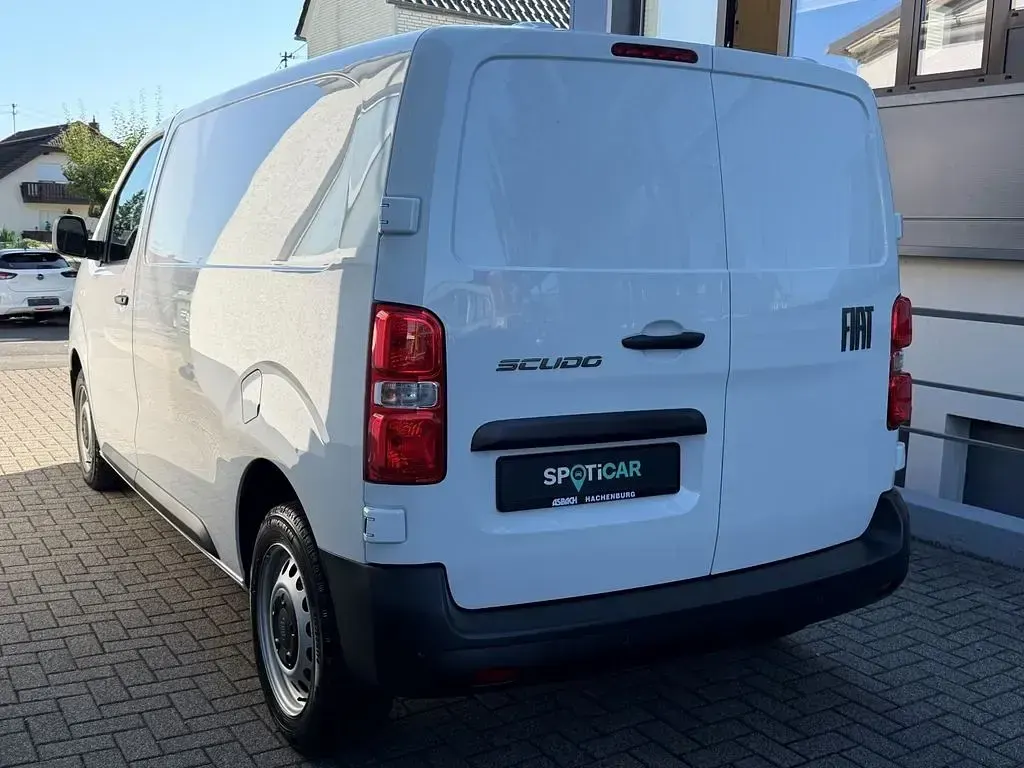 Gebraucht Fiat Scudo 144 PS (105 kW) 2024 Weiss Van