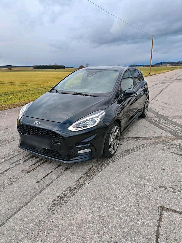 Gebraucht Ford Fiesta ST-Line 125 PS (91 kW) 2017 Schwarz Kleinwagen