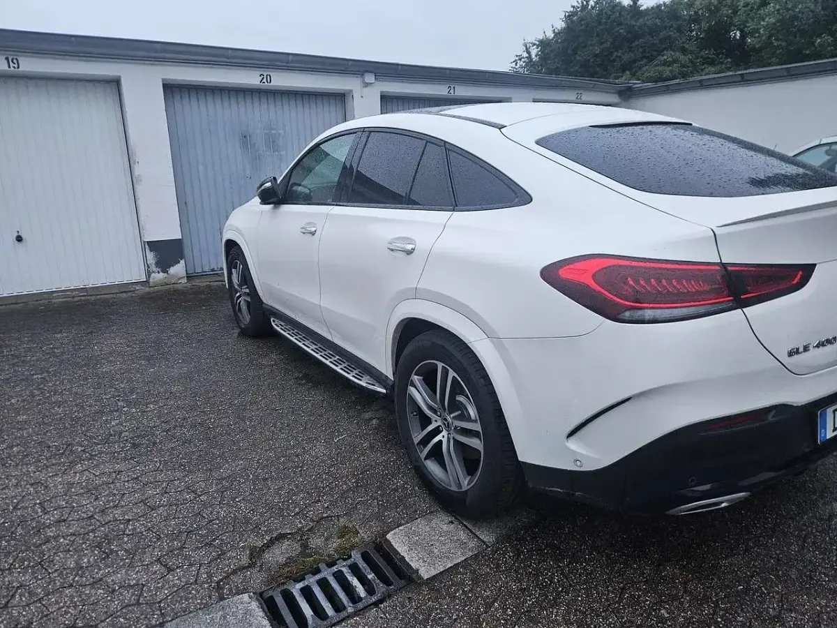 Gebraucht Mercedes GLE400 AMG line 330 PS (242 kW) 2021 SUV