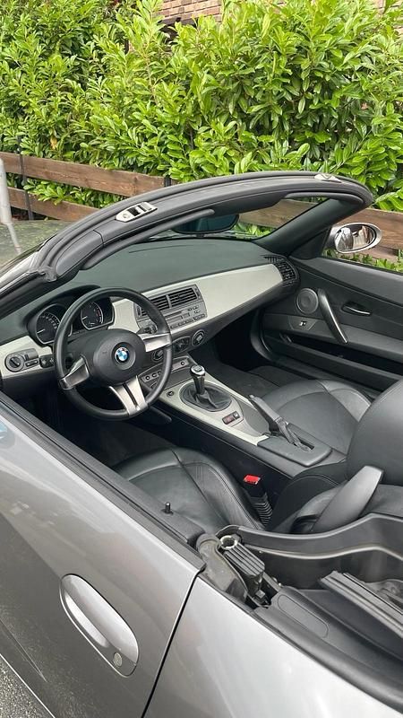 Gebraucht BMW Z4 231 PS (169 kW) 2003 Grau Cabrio