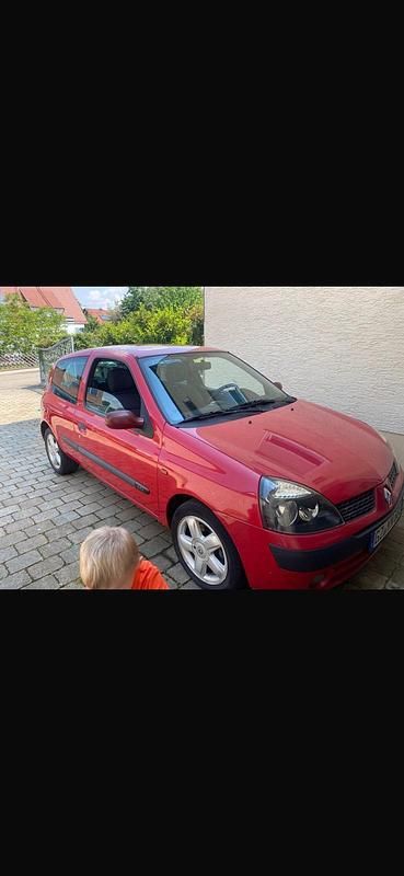 Rot Gebraucht 2002 Renault Clio II Kleinwagen | 500 € (Guter Preis) - Bild 1/4