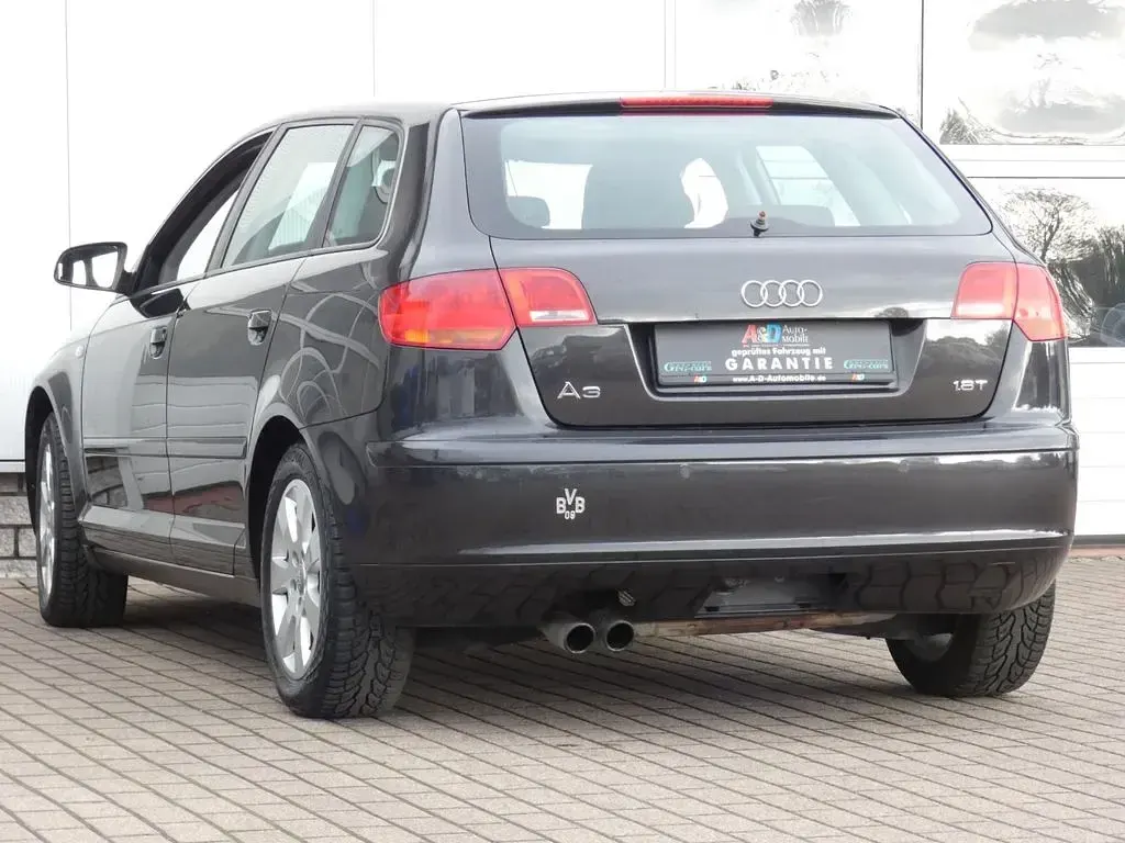 Gebraucht Audi A3 Ambiente 160 PS (117 kW) 2007 Grau Kleinwagen