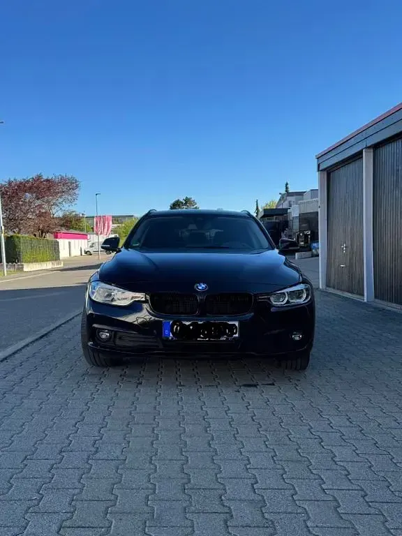 Gebraucht BMW 318 Advantage 150 PS (110 kW) 2018 Schwarz Kombi