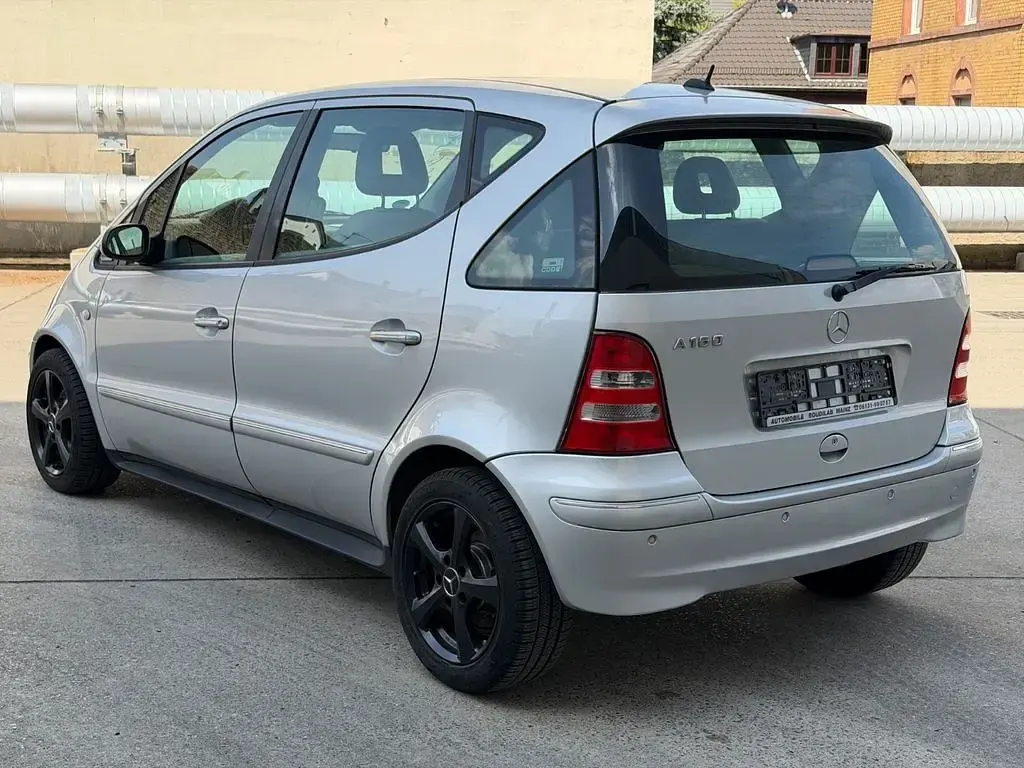 Gebraucht Mercedes A160 Elegance 102 PS (75 kW) 2001 Silber Kleinwagen